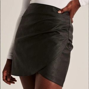 Abercrombie Black Skirt